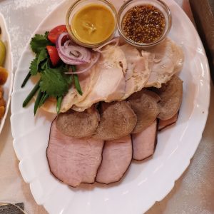 Мясная тарелка
