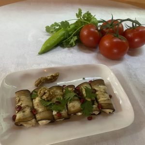 Рулетики из баклажан