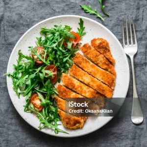 Куриный шницель с руколлой