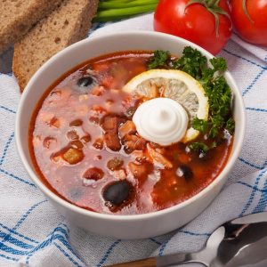 Солянка сборная мясная